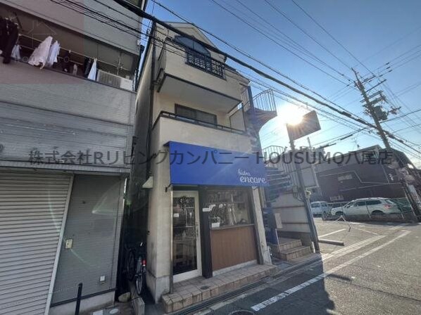 プチコート八尾本町の物件外観写真